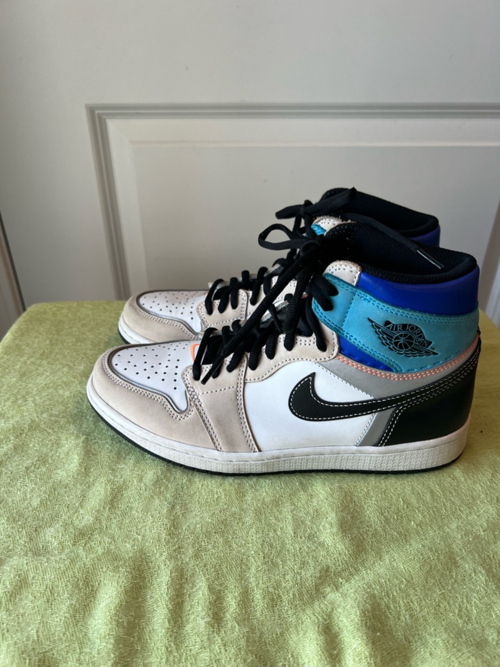 Nike Air Jordan retro high top prototype sneakers. Size 8.5